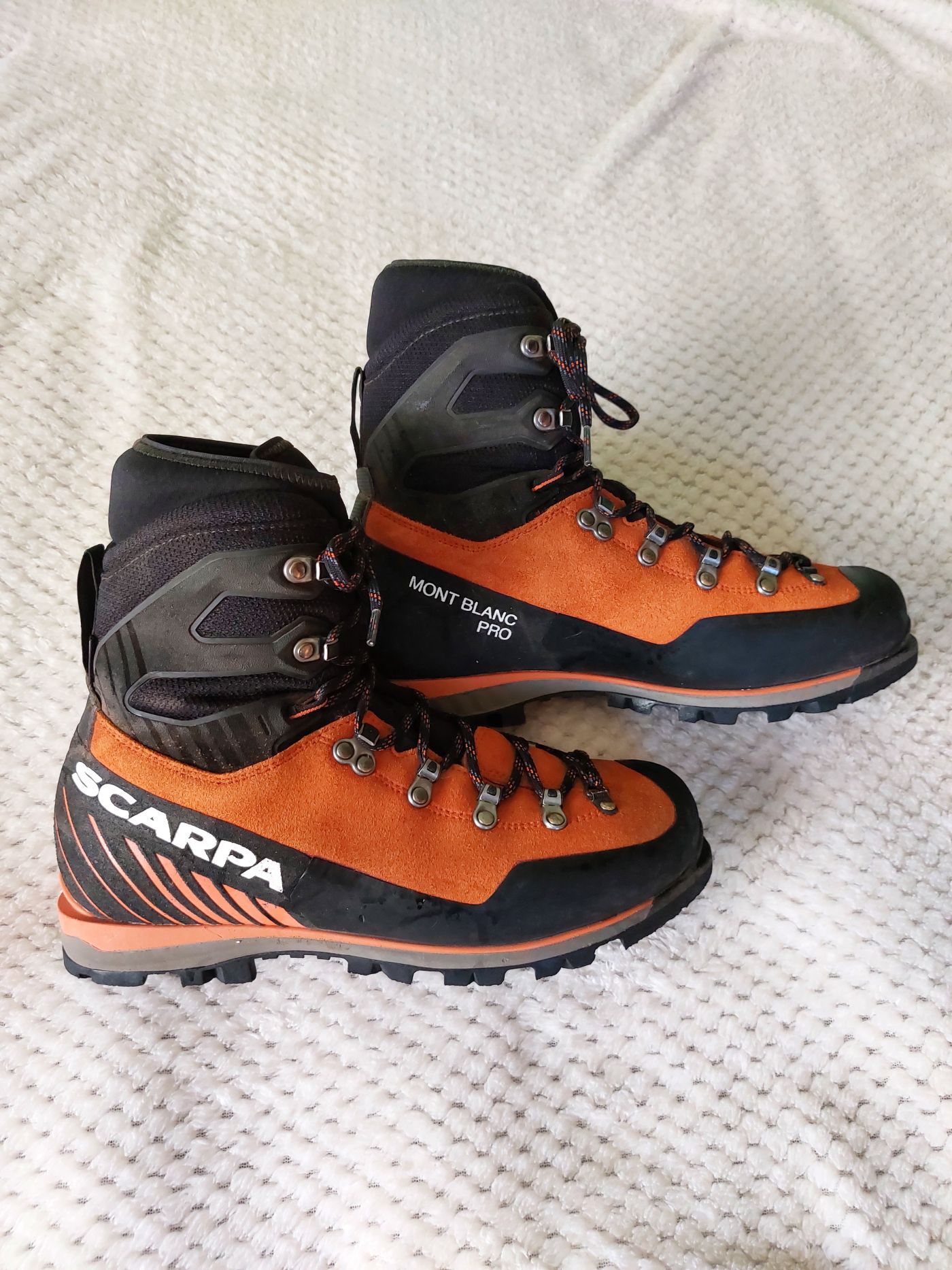 CHAUSSURES D'ALPINISME MONT BLANC GTX CHAUSSURES D'ALPINISME MONT BLANC GTX