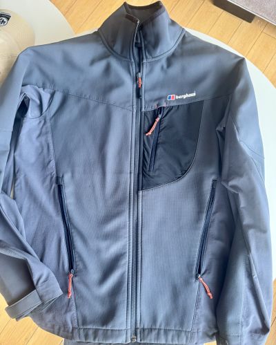 Berghaus Chaqueta Táctica