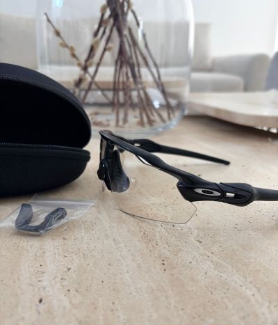 Oakley Radar Ev Photocromic
