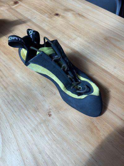 La Sportiva Miura