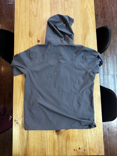 Otra Chaqueta Impermeable Doite Liven
