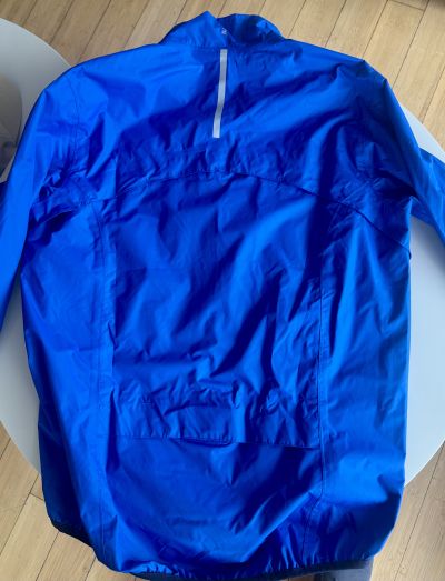 Otra Chaqueta Impermeable
