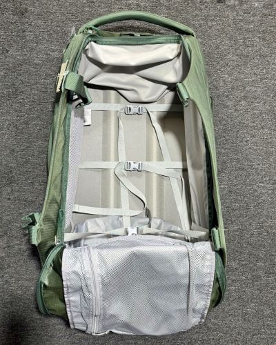 Osprey Sojourn Shuttle Wheeled Duffel 30"/100L