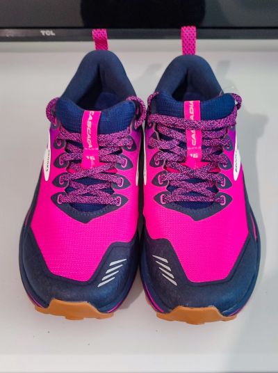 Brooks Cascadia 16