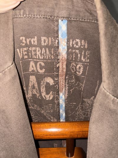 Otra Parka Café Casual