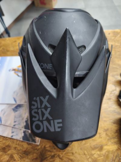 Six Six One Casco Full Face