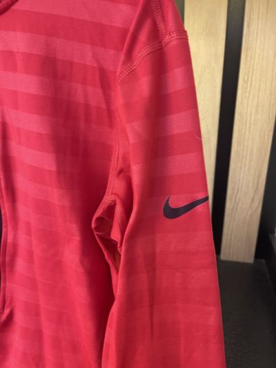 Nike Buzo Nike Rojo Para Running O Montaña