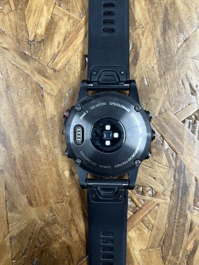 Garmin Fenix 5