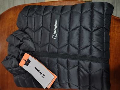 Berghaus Chompa Pluma 800