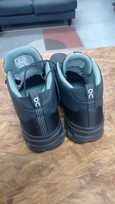 On Running Cloudtrax Waterproof