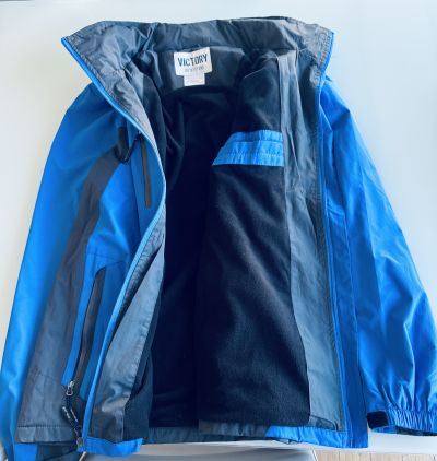 Otra Chaqueta Impermeable