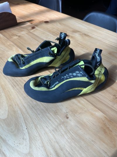 La Sportiva Miura