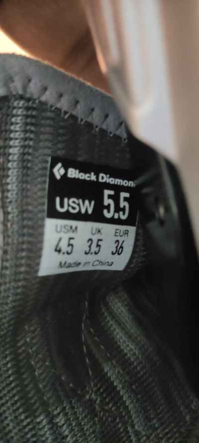 Black Diamond Momentum