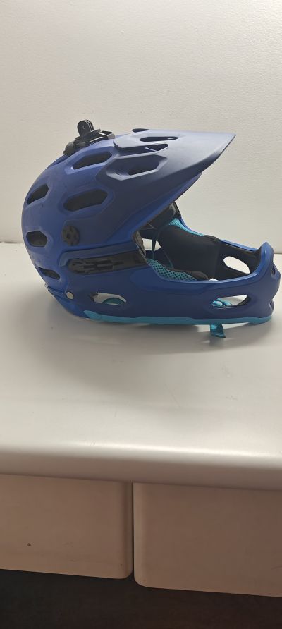 Bell Casco Midface