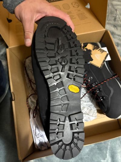 Otra Botas De Montaña