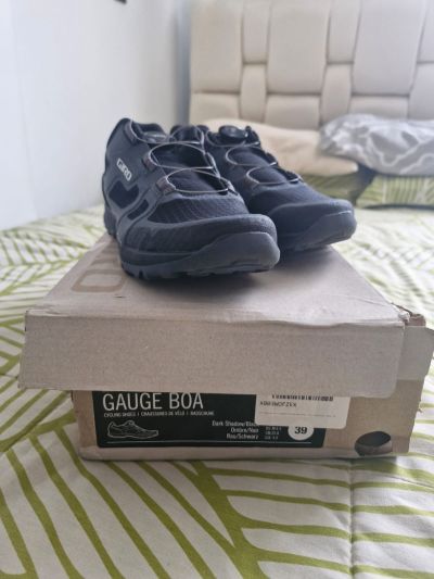 Giro Zapatos Para Clips