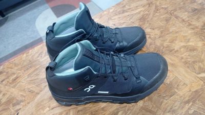On Running Cloudtrax Waterproof
