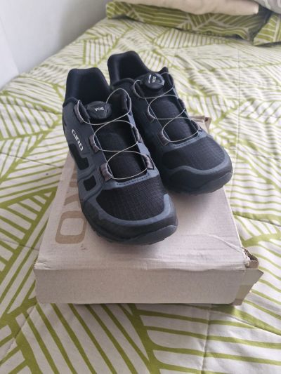 Giro Zapatos Para Clips