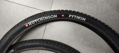 Hutchinson Llantas Hutchinson Pyton