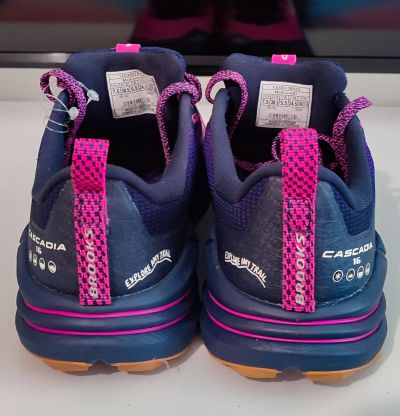 Brooks Cascadia 16