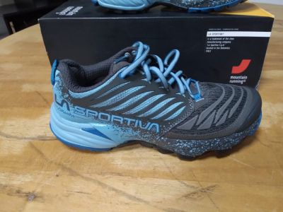 La Sportiva Akasha Woman