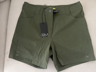 Machines For Freedom Short Corto Talla 30