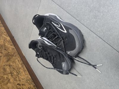 Brooks Caldera 8