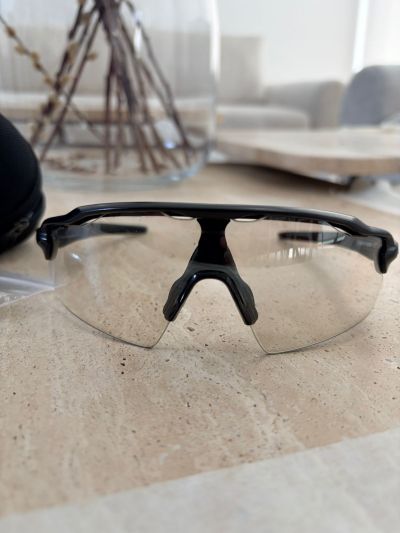 Oakley Radar Ev Photocromic