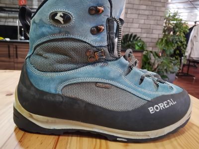 Boreal Tacul Woman