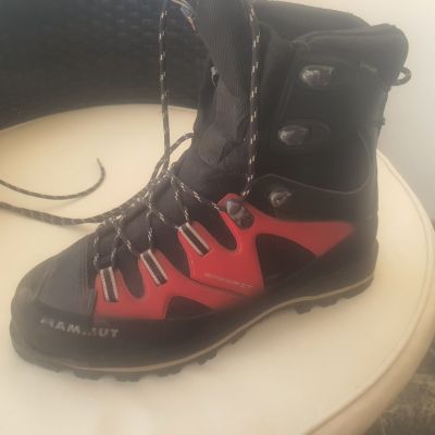 Mammut Botas Alta Montaña Semiautomáticas