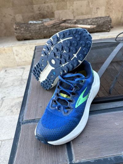 Brooks Caldera 6