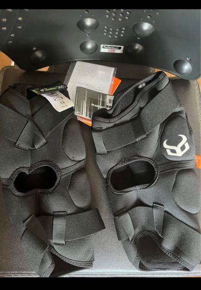 Demon United Rodillera Demon Hyper X D30 V3
