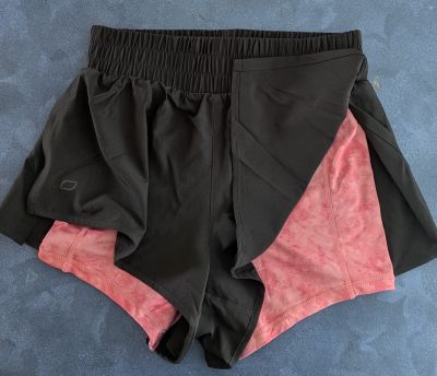 Otra Short Sira
