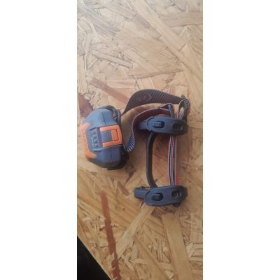 Nite Ize Linterna Frontal A Pilas Sumergible 1 Metro Y Adaptador Para Bicicleta B