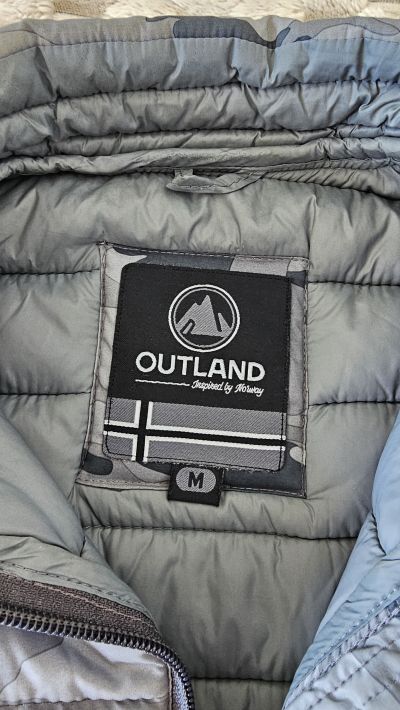 Otra Chaqueta Outland