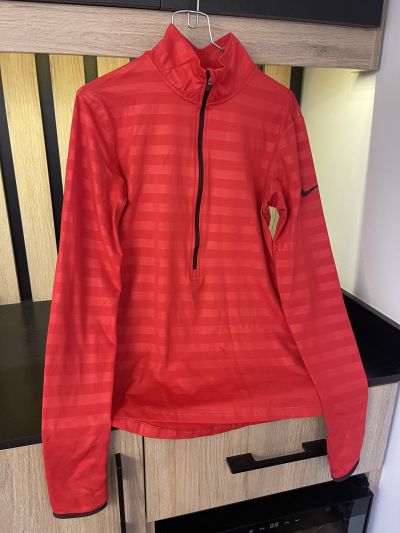 Nike Buzo Nike Rojo Para Running O Montaña