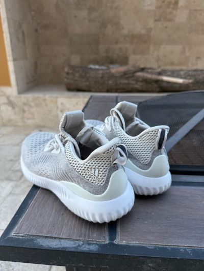 Adidas Alpha Bounce 1